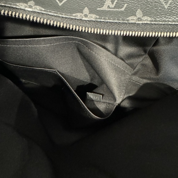 💯Authentic Louis Vuitton Discovery Backpack Monogram Eclipse Canvas. - Picture 13 of 16